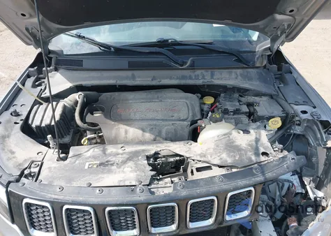 2018 Jeep Compass Latitude 4X4 from USA, damaged, VIN 3C4NJDBB7JT333325